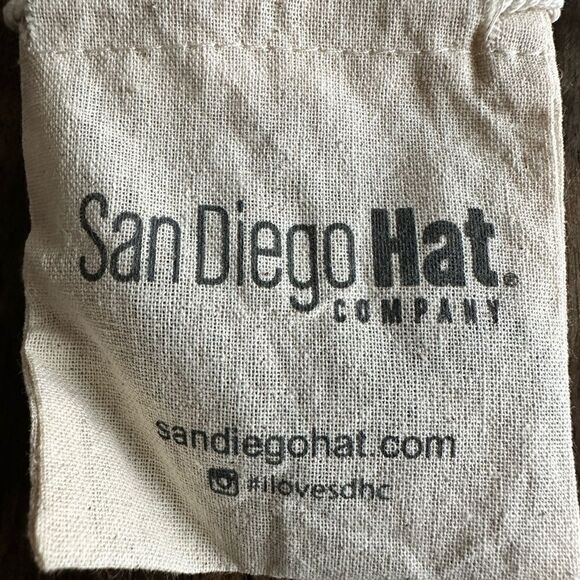 NWT - San Diego Hat Co - Black Women’s Beanie - Hat Clips to secure hat - Picture 4 of 12